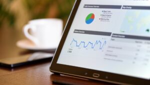 ai in seo dashboard showing automated keyword analysis and optimization trends